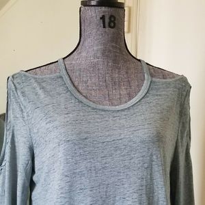 #18 Pullover Double Cold Shoulder